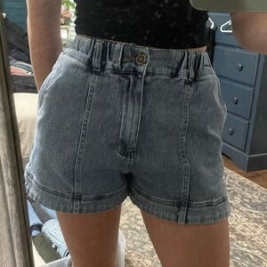 Denim shorts with scrunch waistband
